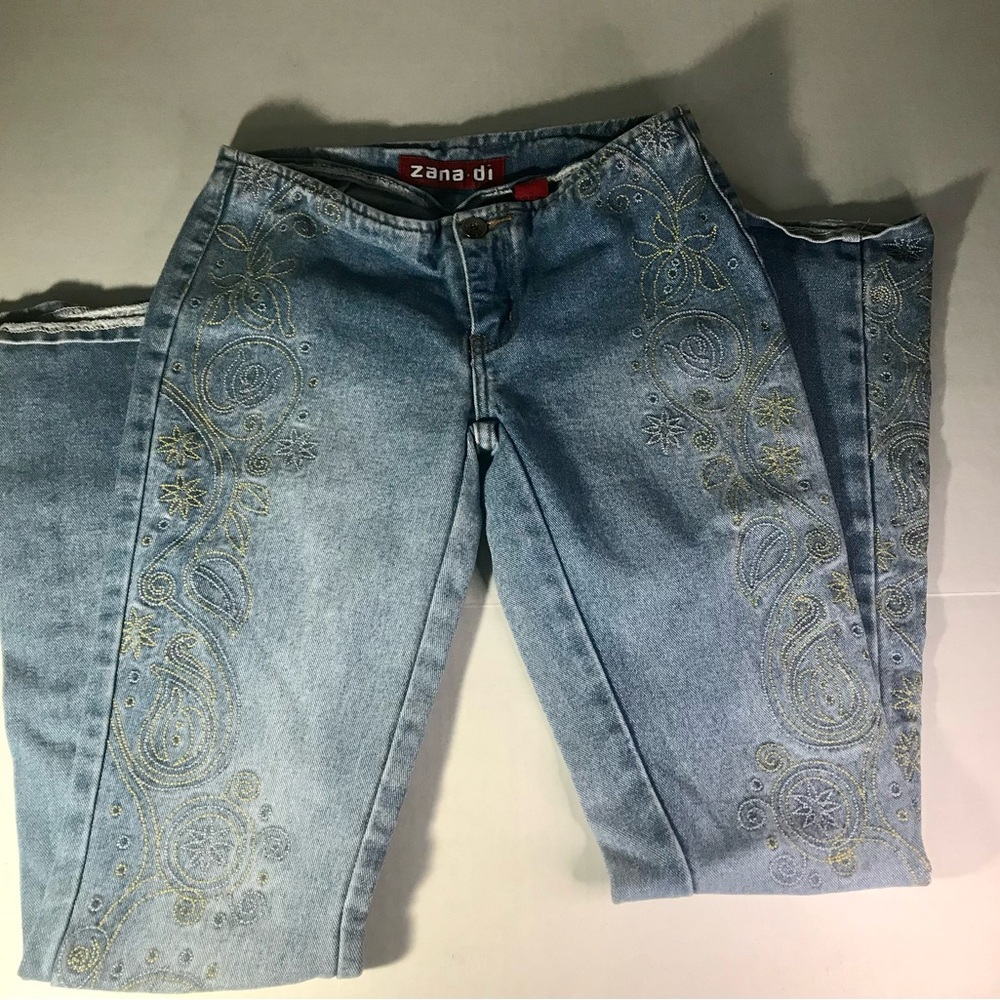 Zana Di Y2K Vintage Women's Low Rise Light Blue Embroidered Flare Leg Jeans